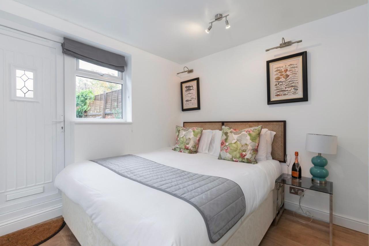 Modern Self Contained Studio Home Cheltenham Buitenkant foto